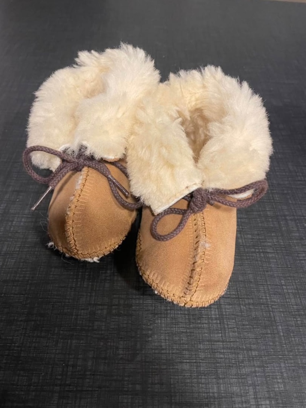 Minnetonka Slippers